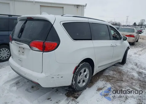 2017 Chrysler Pacifica Touring-L Plus из США, поврежденный, VIN 2C4RC1EG2HR757395